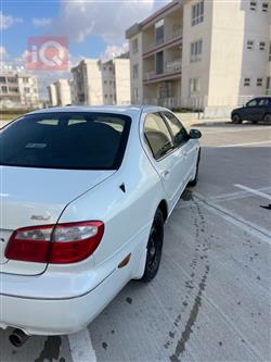 نيسان ماكسيما